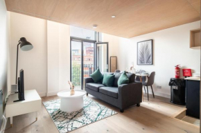 Bright & Contemporary 2 Bed Flat in Manchester